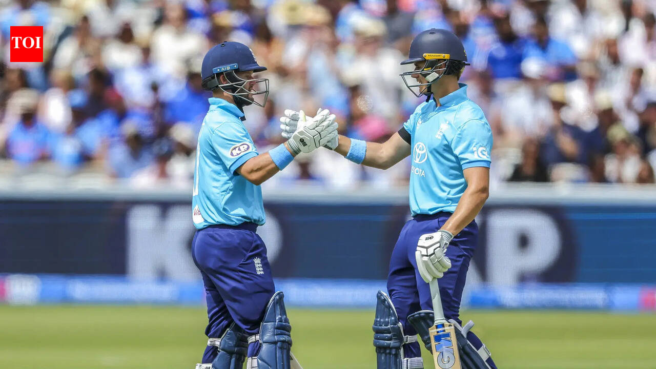 Ben Duckett, Joe Root star as England break 51-year-old Lord's record in 3rd ODI against India