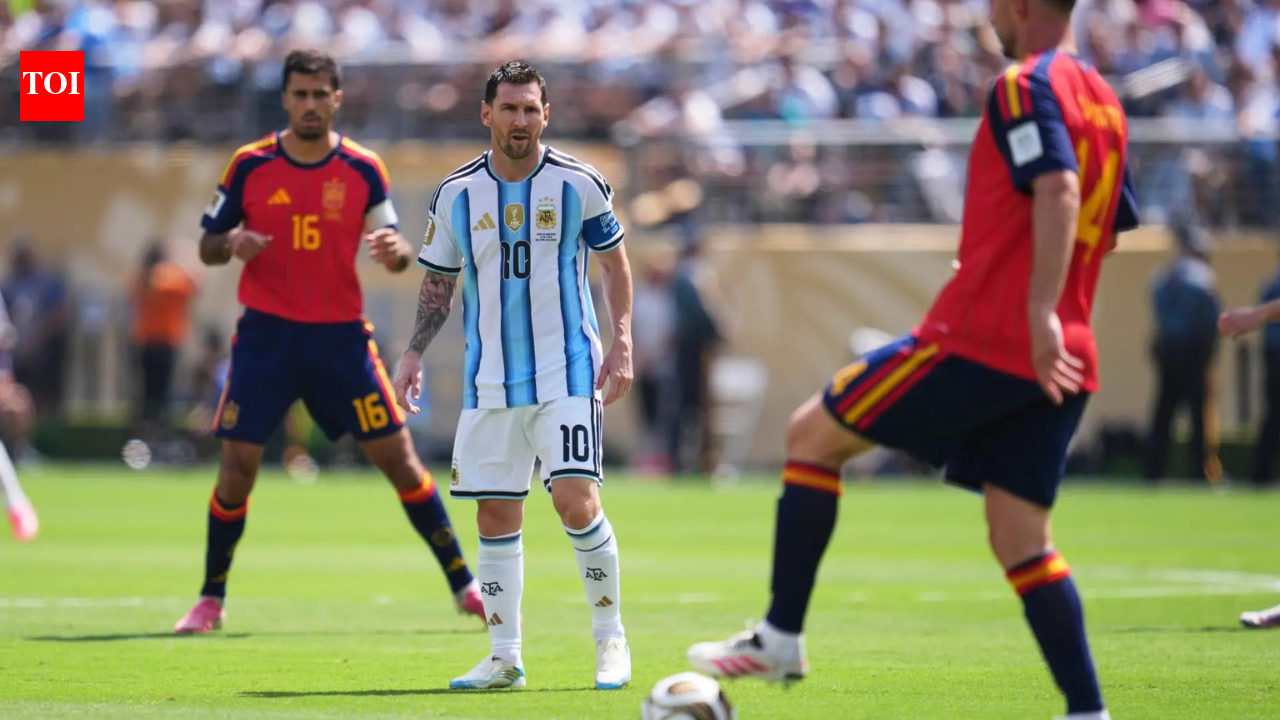 FIFA World Cup Final Live: ARG 0-0 ESP; Spain dominate possession as Messi looks to spark Argentina