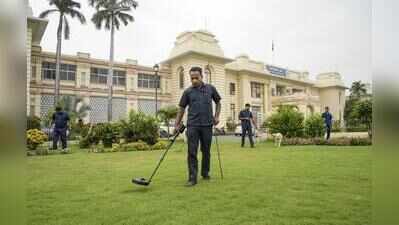 Multi-layer security cover in place for assembly session