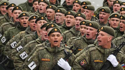 Thrown into battle in two weeks': Russia plans 500,000-strong mobilisation, Ukraine claims