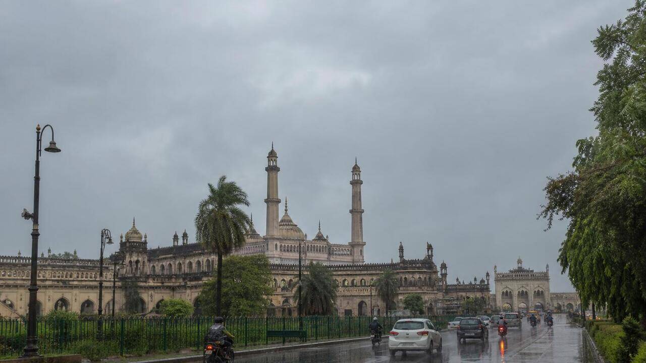 Forecast of intermittent rain as monsoon intensifies