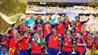 Spain dethrone Argentina to win FIFA World Cup 2026! Ferran Torres delivers extra-time heartbreak to Messi's 10-man side