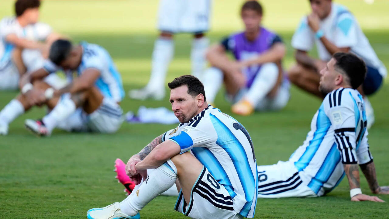 'Your tears are our tears, Captain': Heartbroken Messi breaks down after defeat