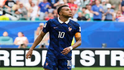 Kylian Mbappé scripts World Cup history as first player to win back-to-back Golden Boots