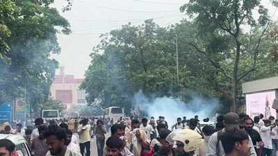 CJP march: Chaos near Parliament; security forces use tear gas to disperse protesters - top developments