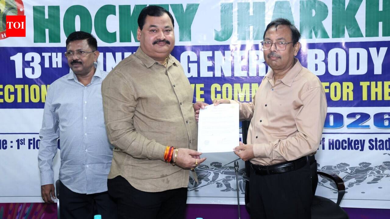 Bhola elected Hockey Jharkhand president for fourth term on trot