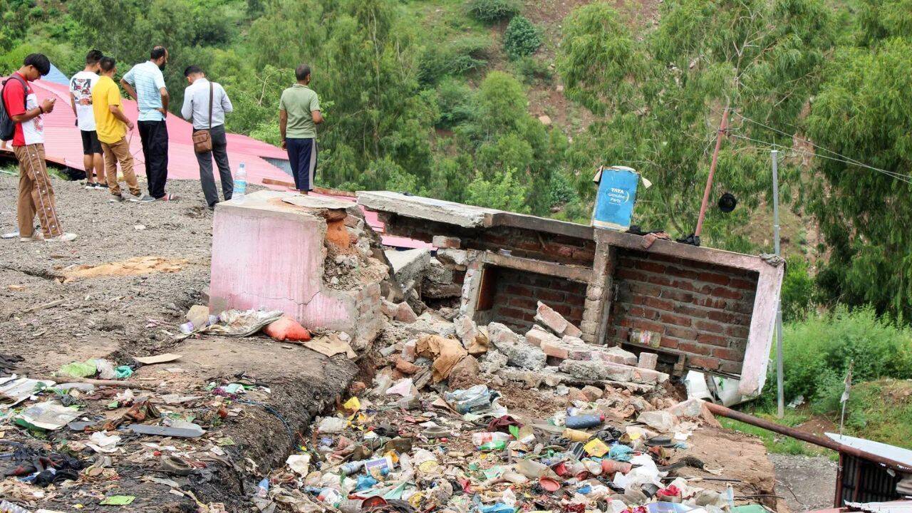 Fresh landslide kills seven in rain-ravaged Poonch, J&K toll rises to 17