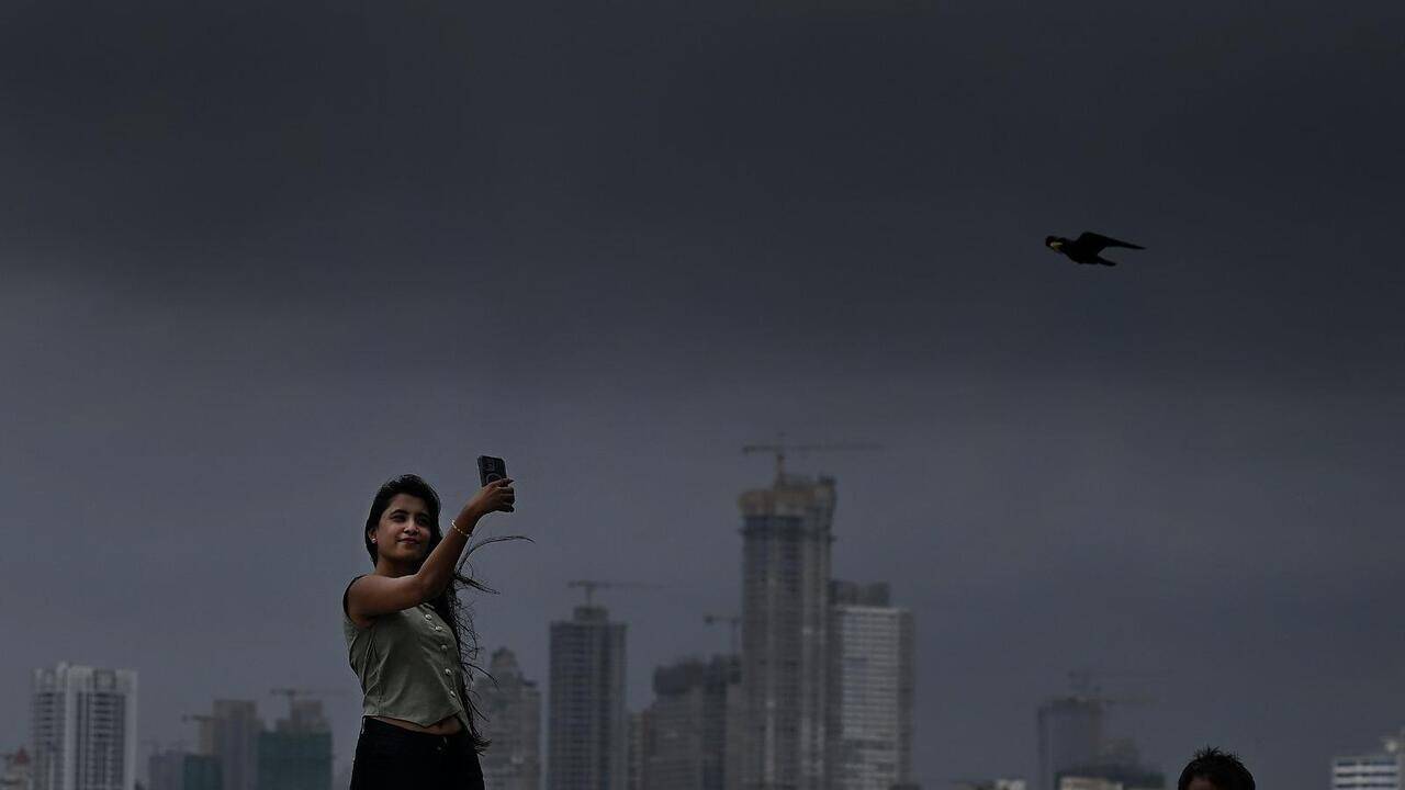 Orange alert as monsoon revives over Mumbai, MMR