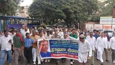 Protesters hit streets in Hubballi, demand NEET scrap and minister’s exit