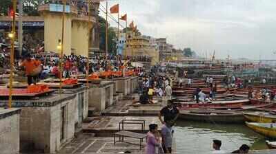 Ganga swells in Kashi as Hill rains trigger flood threat, submerges small temples