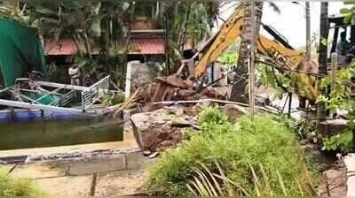 23 illegal structures in Morjim CRZ demolished