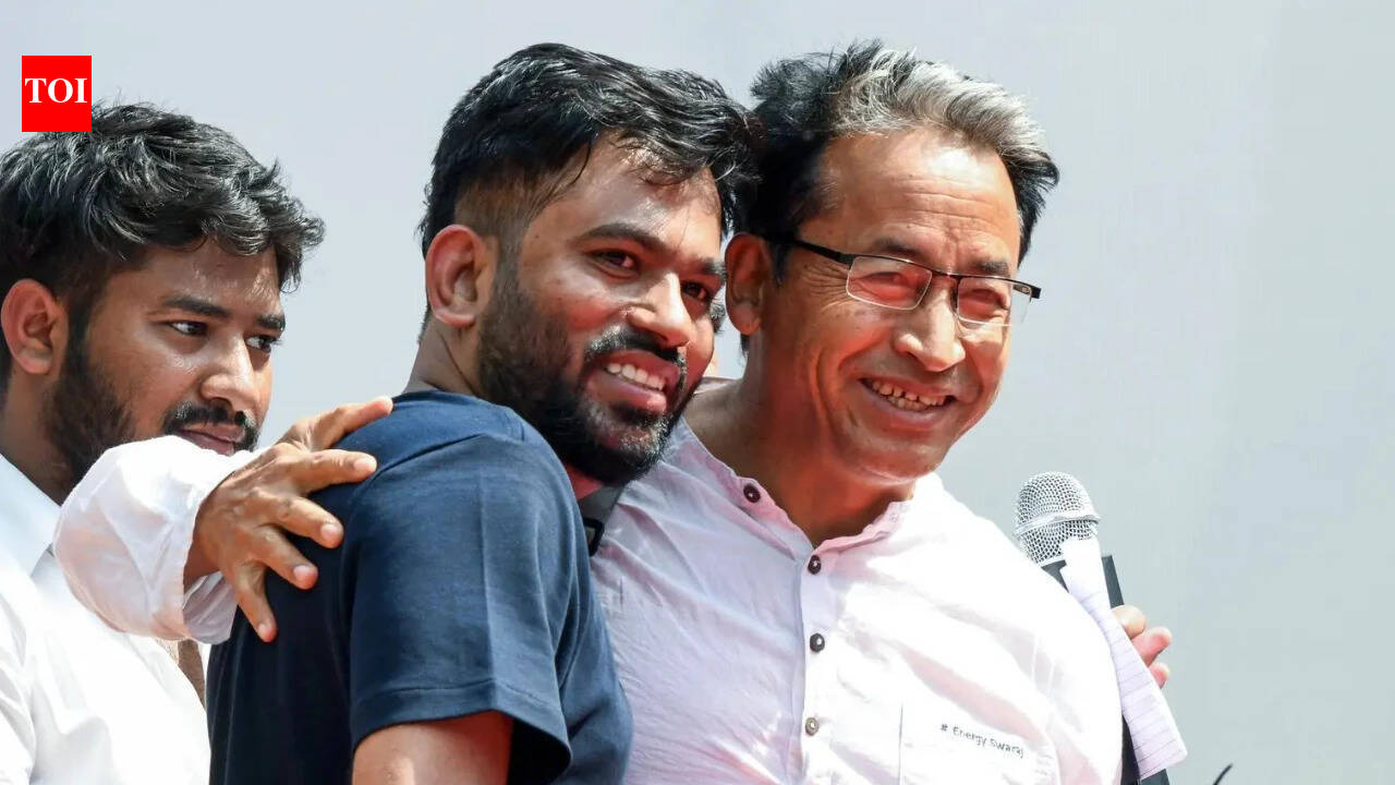 'We convinced him, but yesterday's brutality changed everything': Abhijeet Dipke on Sonam Wangchuk continuing hunger strike