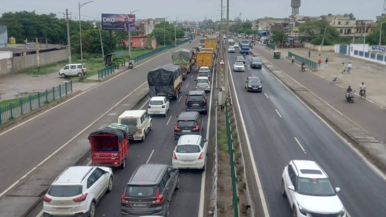 Shambhu border closure for farmers' march cripples Ambala-Chandigarh highway traffic