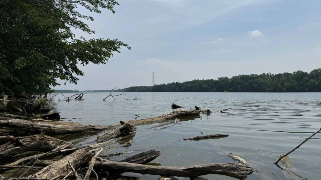 Five dead in Ohio river after rescue attempts turn tragic