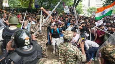 CJP's 'Sansad Chalo': Young woman injured in police action on ventilator at RML Hospital; sit-in enters day 2