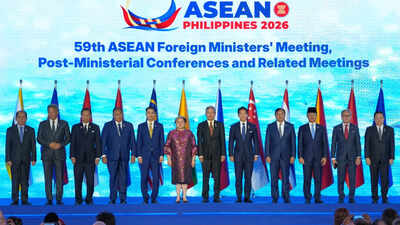 Middle East crisis, South China Sea tensions dominate ASEAN top diplomats meetings