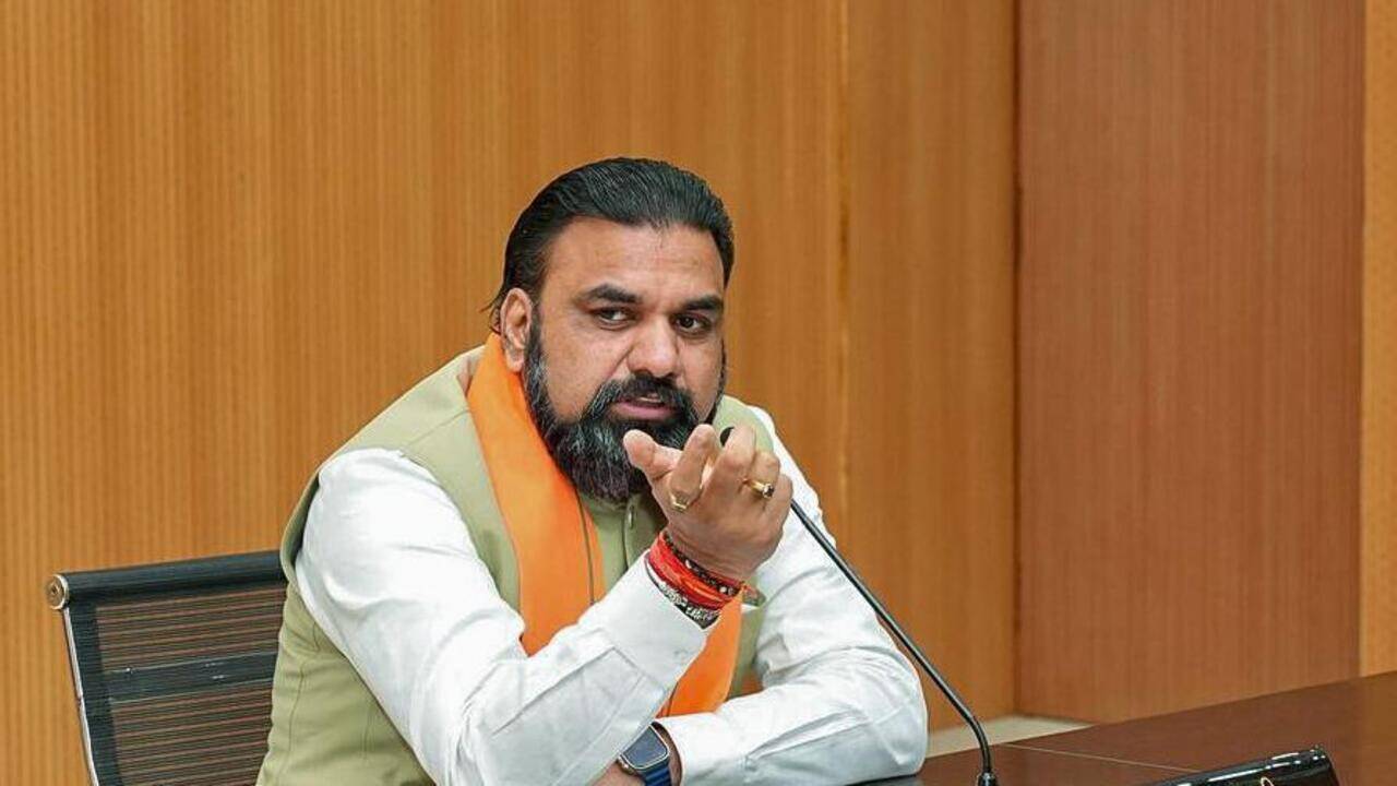 Govt to provide land for schools in six months, issue TRE-4 notification this month