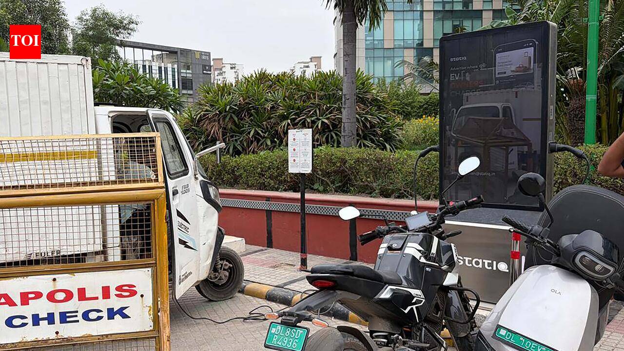 Gurgaon adds 300+ EV charging points this year, discom waives infra cost