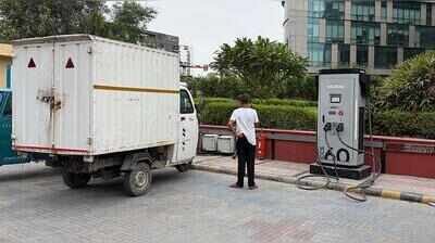 Gurgaon adds 300+ EV charging points this year, discom waives infra cost