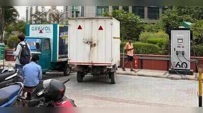 Gurgaon adds 300+ EV charging points this year, discom waives infra cost