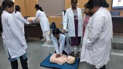 Life saving skills imparted in BHU’s CPR Day event
