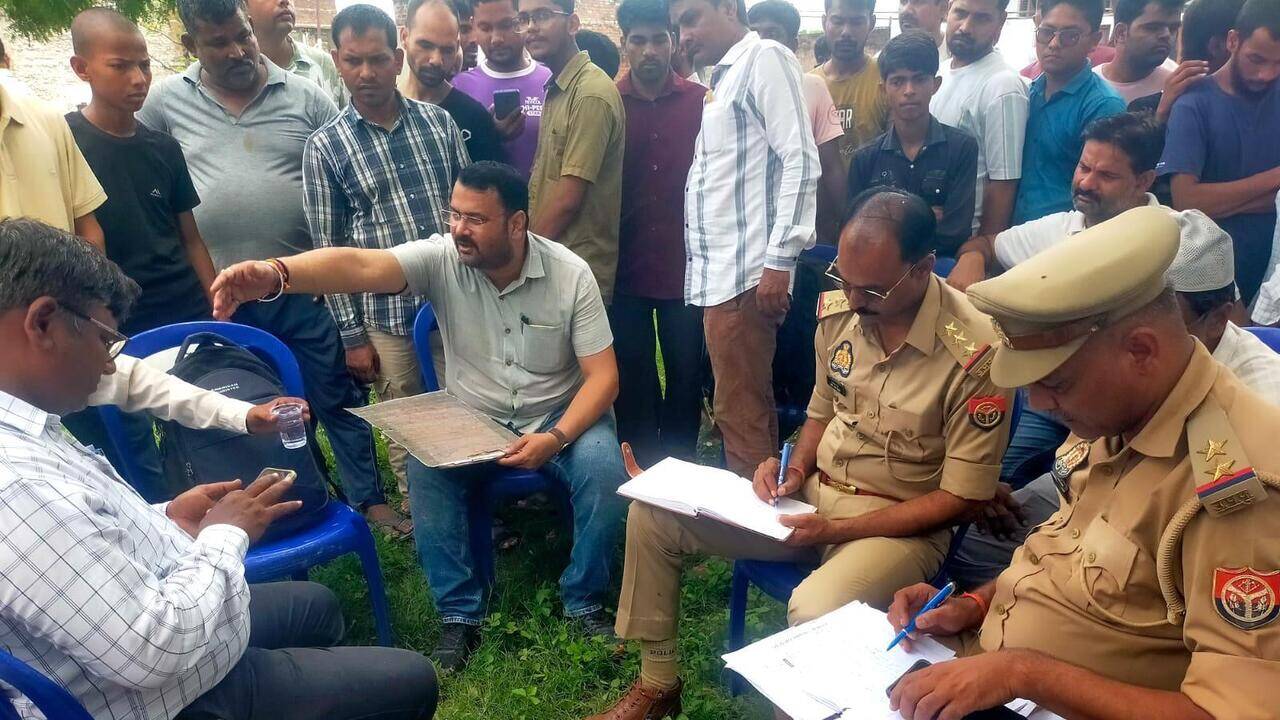 Six-hr graveyard row ends with burial; court to decide land dispute