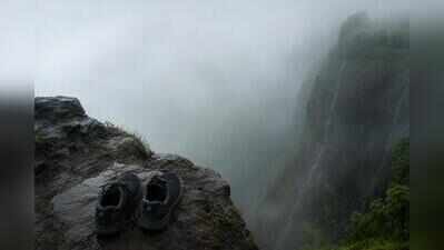 Tourist dies after falling off cliff in fog at Nane Ghat section
