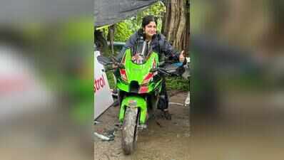 Woman biker dies in accident near Kharagpur