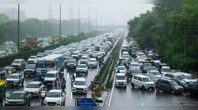 Heavy rain warning still in place; Gurgaon rises to cool weather after overnight showers