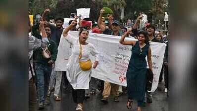 Hundreds protest over NEET issue in city, express solidarity with students nationwide