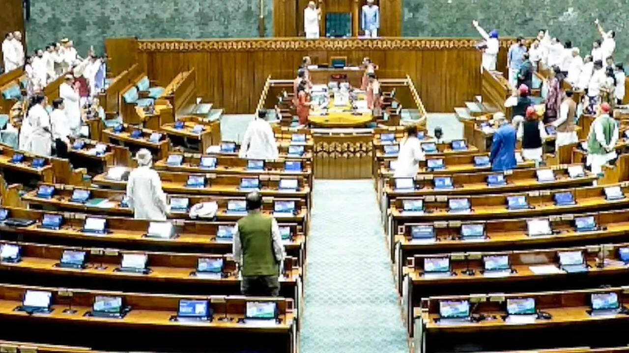 Parliament adjourns for 2nd day as opposition protests continue