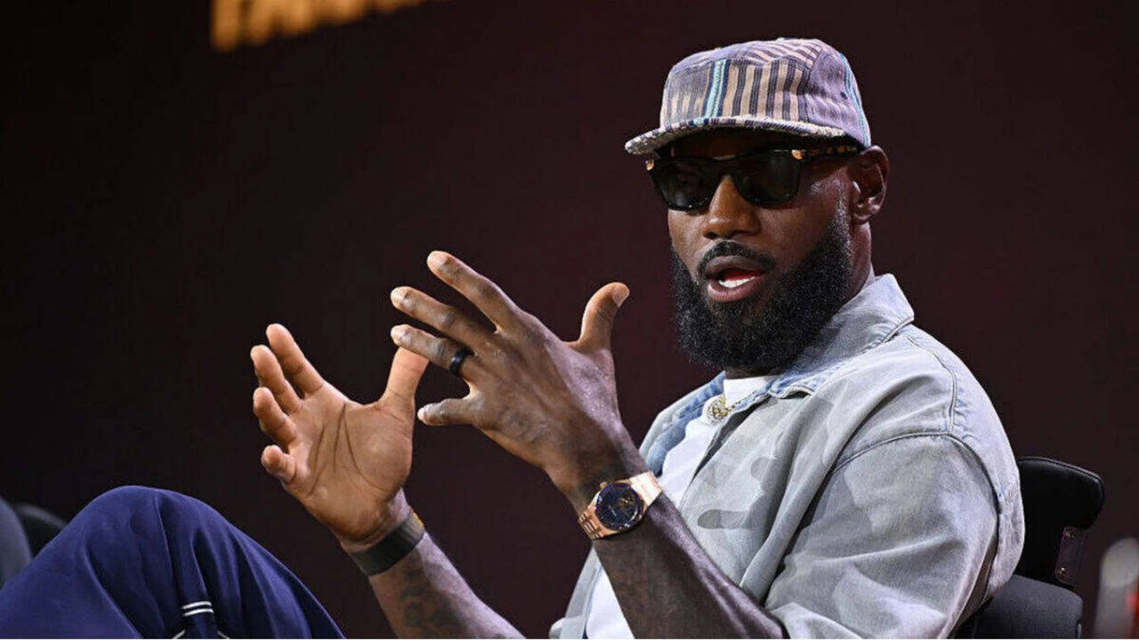 15-time Lakers legend sends clear message to LeBron James’ team decision amid chaotic free agency