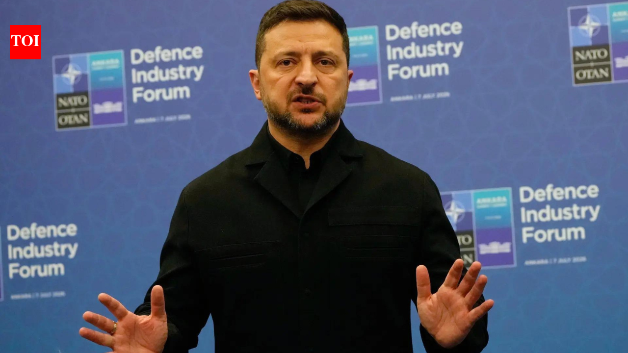 Zelenskyy fires top Ukrainian general Oleksandr Syrskyi after protests over defence reshuffle