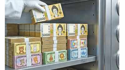 Fake money, real crime: Was this the easiest heist ever?