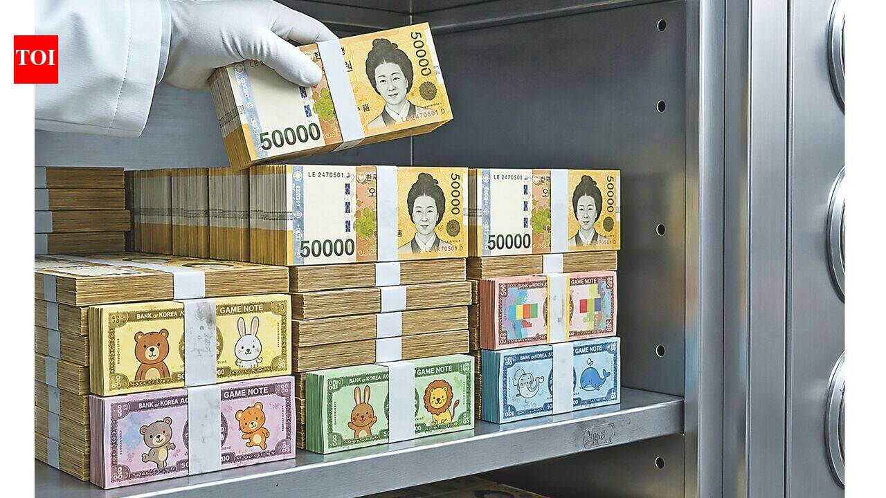 Fake money, real crime: Was this the easiest heist ever?