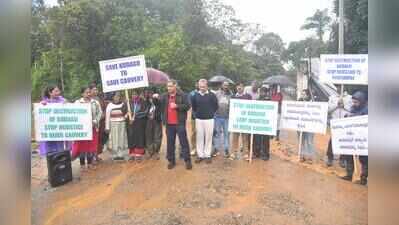 Environmentalists oppose housing project, demand afforestation