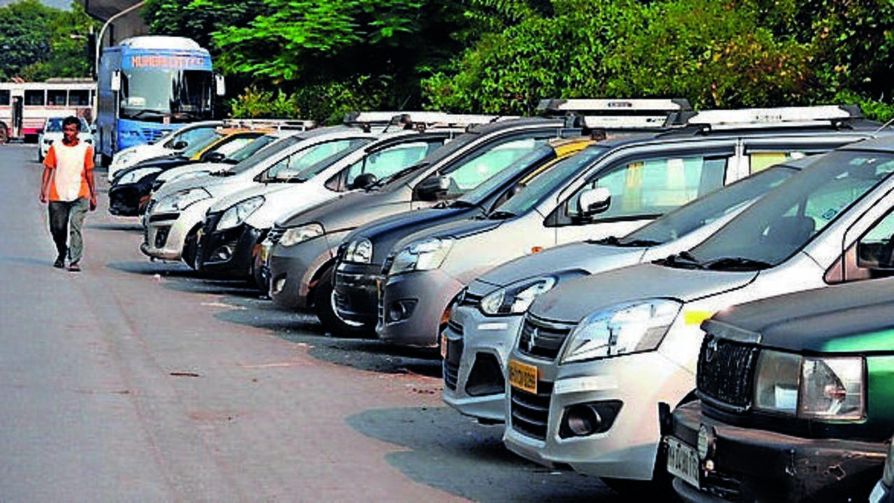 Online taxi drivers launch fresh strike in Kochi over unmet demands