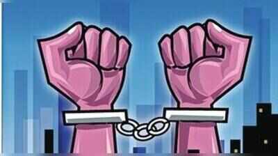 Mandya police solve case of body found near bus stand