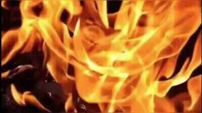 Fire breaks out at plastic goods warehouse in Chennai’s Pudupet