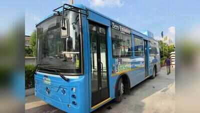 First e-bus joins Gurgaon fleet, 24 more to arrive this month
