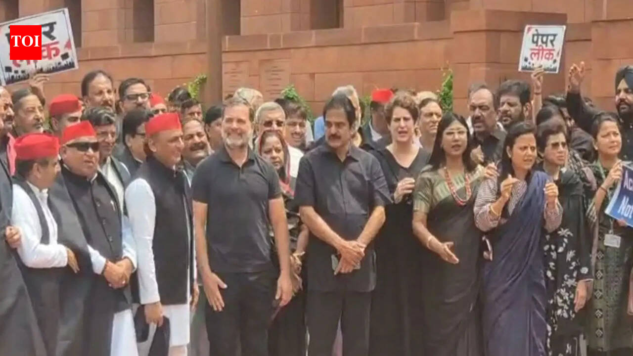 Parliament washout again; govt reaches out to opposition to end impasse