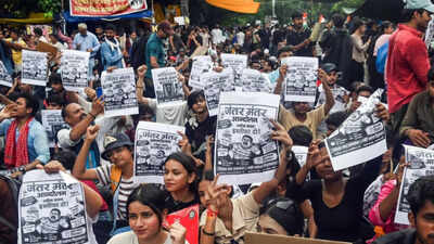 ‘Not deterred’: Injured protesters return to stand with students