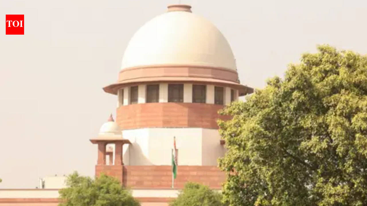 SC seeks Speaker response to UBT plea against MPs' merger with Sena