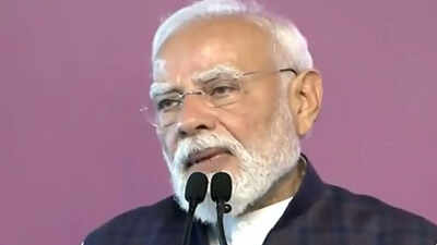 PM Modi urges youth to lead vision of Viksit Bharat