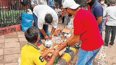 Delivered online from across the country: Food and support reach CJP protest at Delhi's Jantar Mantar