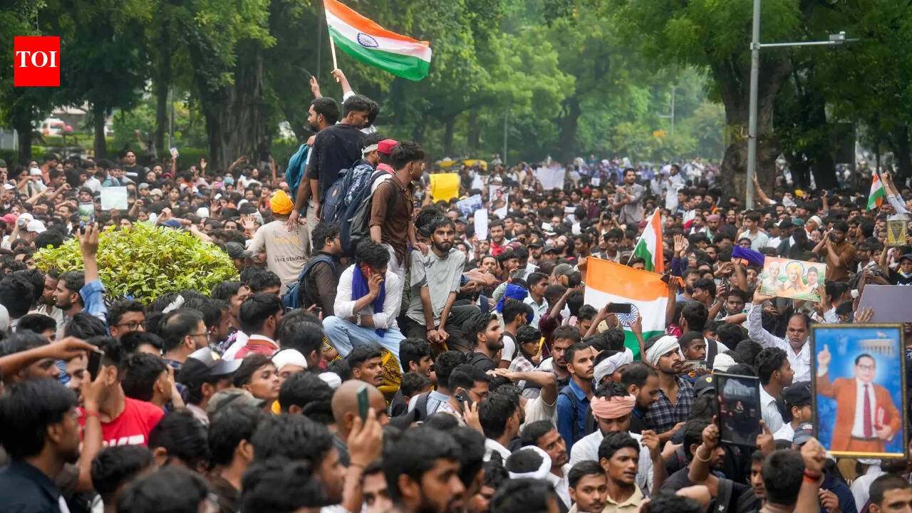 CJP's 'Sansad Chalo' march: Why police may find it tough to trace protesters’ messages