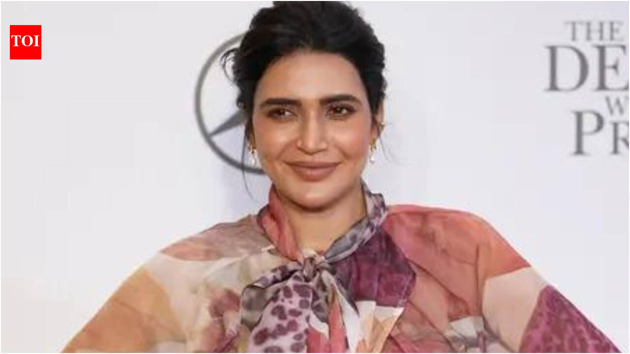 Karishma Tanna says spending 'early morning with myself' is her 'favourite time'