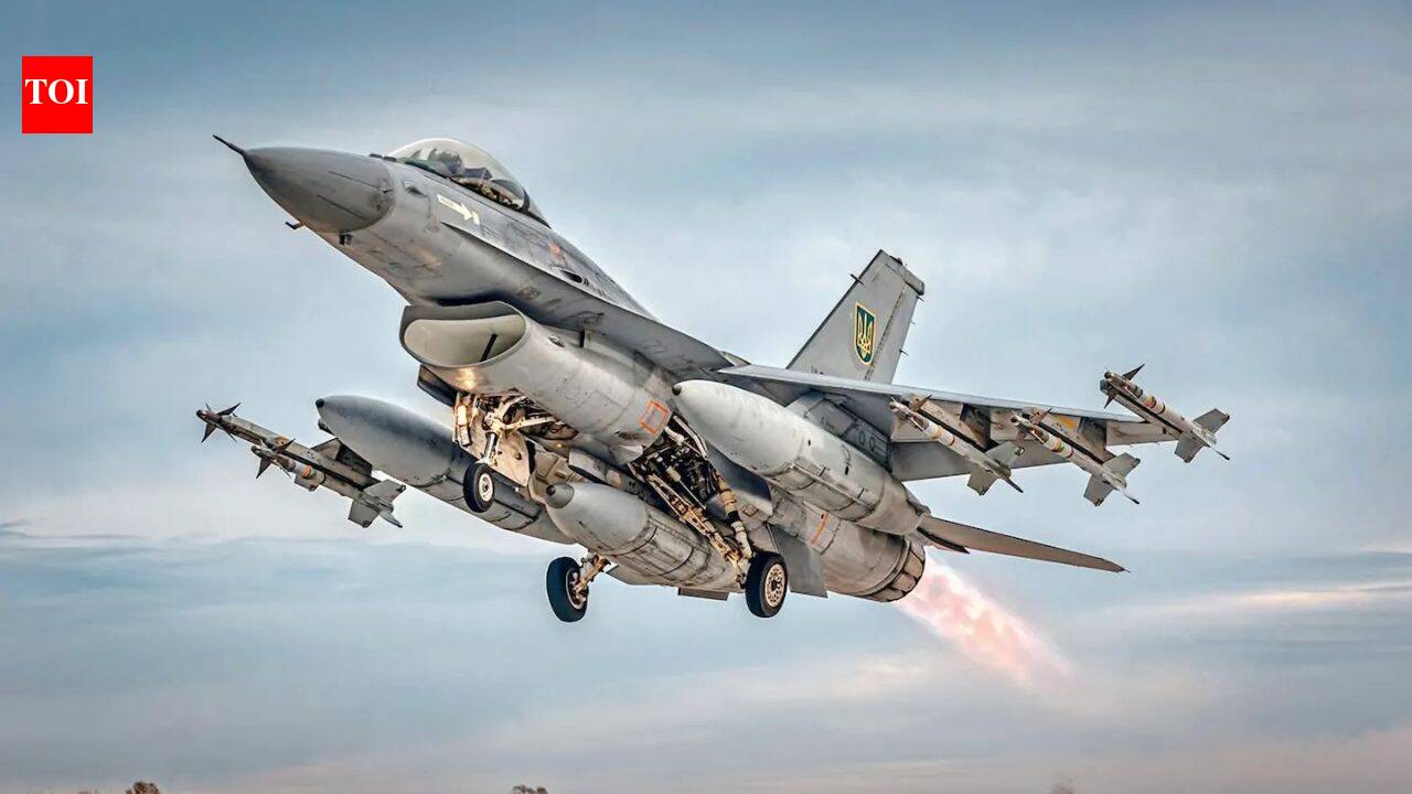 Ukraine's F-16 achieves first air-to-air kill, downs Russian fighter, top US General says