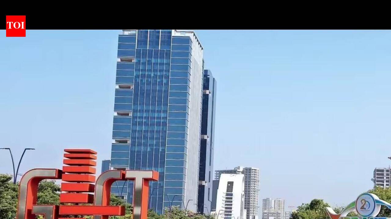 Gift City CEO meets Pune cos to explore prospects of foreign ops from IFSC