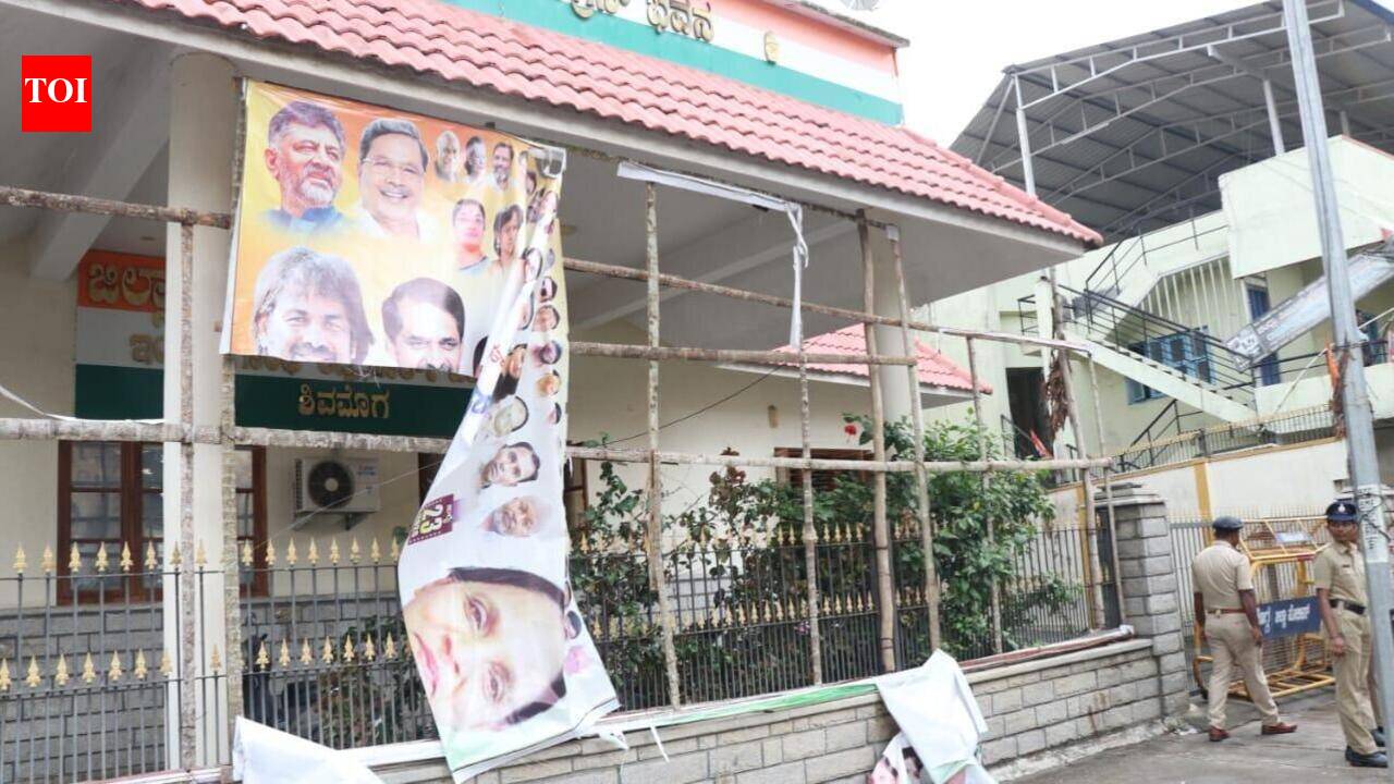BJP protest turns violent, stones hurled at Cong office in Koppal